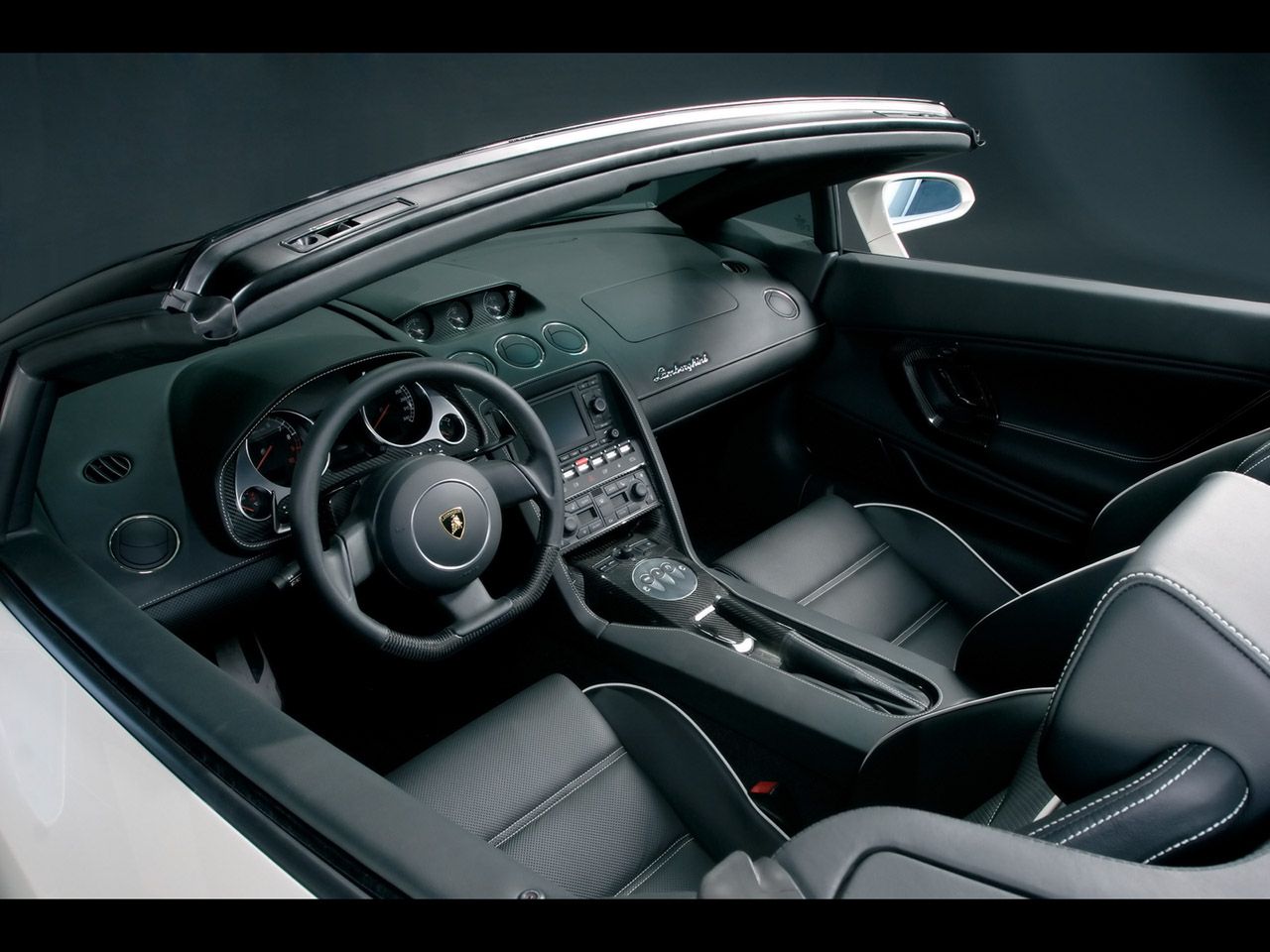 06-Lamborghini-Gallardo-Spyder-W-Interior-1280x960.jpg