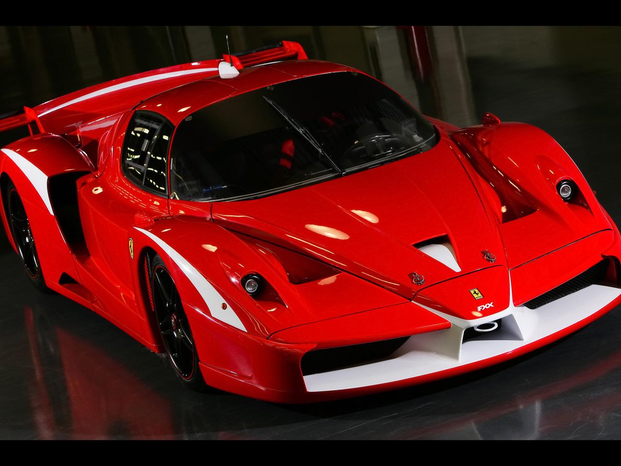 08-Ferrari-FXX-Evolution-Front-Angle-Tilt-1280x960.jpg