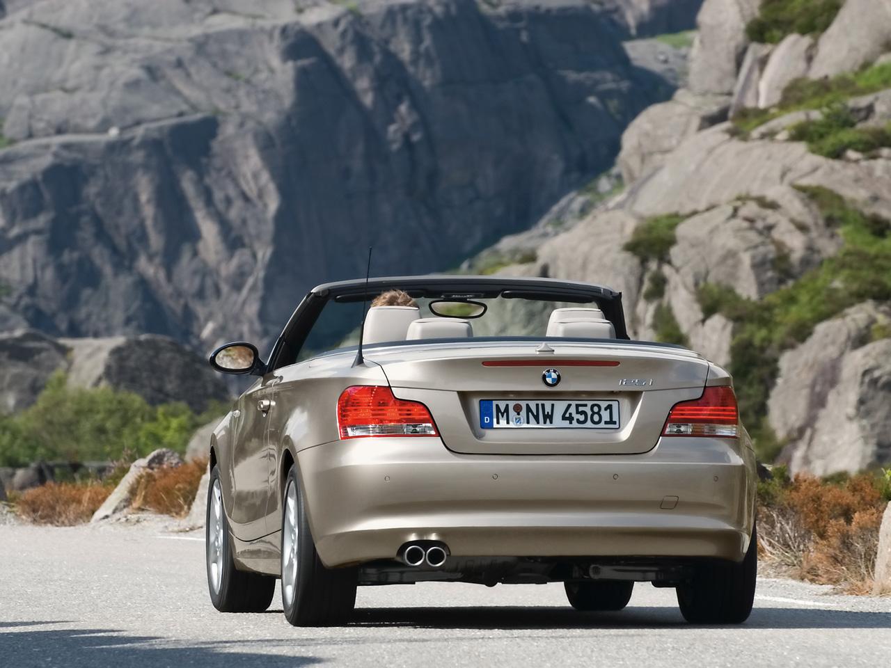 -1-Series-Convertible-Rear-Angle-Low-View-1280x960.jpg