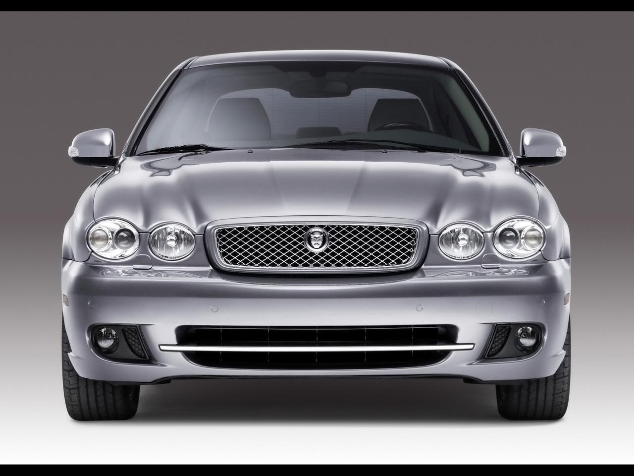 2008-Jaguar-X-Type-Studio-Front-1280x960.jpg