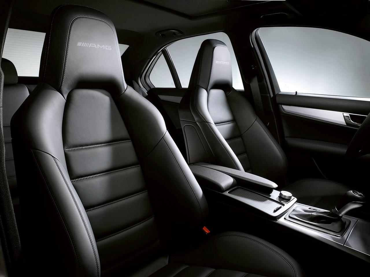 2008-Mercedes-Benz-C-63-AMG-Seats-1280x960.jpg