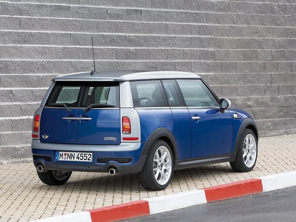 2008-Mini-Clubman-S-Rear-And-Side-Parked-1024x768.jpg