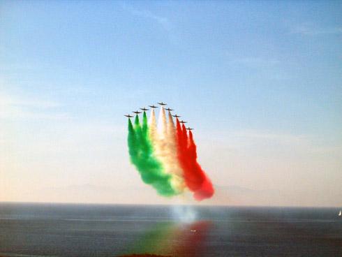 912822410Frecce-Tricolori.jpg