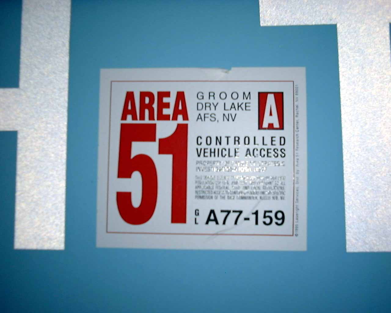 area51_parking1_1280x1024.jpg