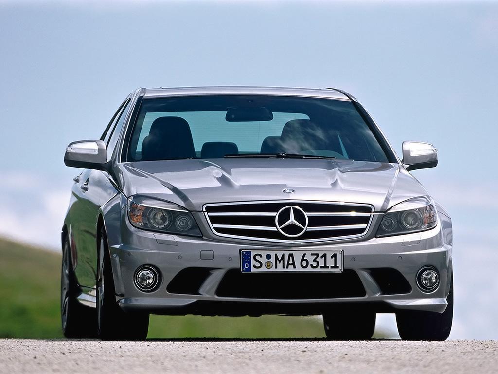 rcedes-Benz-C-63-AMG-Front-Angle-Low-View-1024x768.jpg