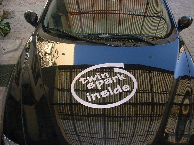 TwinSparkinside800x600.jpg