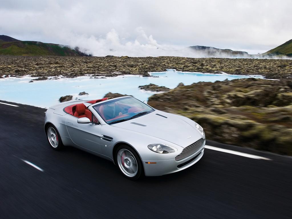 -V8-Vantage-Roadster-Front-And-Side-Drive-1024x768.jpg